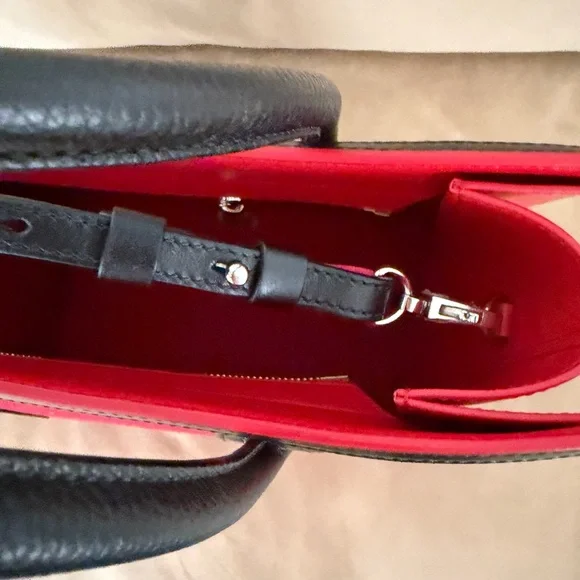 CHRISTIAN LOUBOUTIN Medium PALOMA BAG - Picture 16 of 16